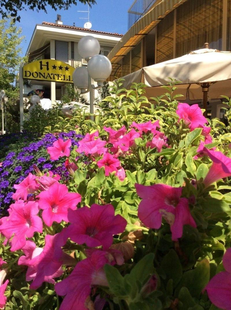 Hotel Donatello Cesenatico Exterior photo